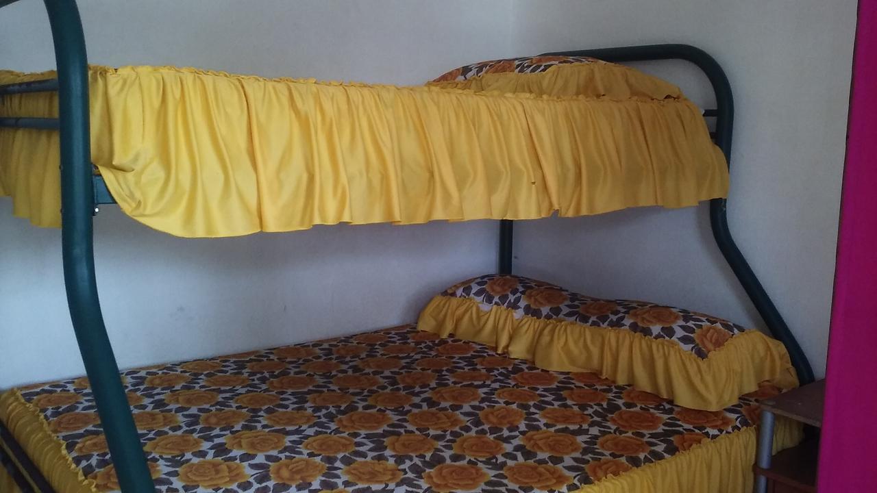 Cabinas Smith 2 Cahuita Εξωτερικό φωτογραφία